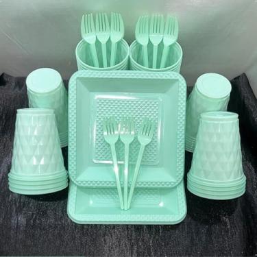 Imagem de Conjunto de luxo descartável para festas de aniversário com 260 peças Pratos quadrados de plástico colorido com efeito perolado Cores doces (Verde Candy)
