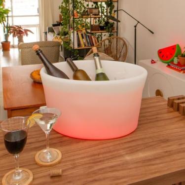Imagem de Champanheira Oval Moderna com LED RGB, Polietileno, Parede Dupla, Controle Remoto, Bateria Recarregável, 27,5x49x35,5cm, Branco