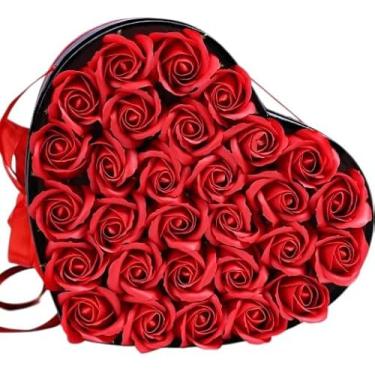 Imagem de VNAurinest Rosas vermelhas artificiais em uma caixa em forma de coração, rosas falsas flores artificiais para sempre, caixa de presente para sua esposa, namoradas, para mãe, mulher, avó, aniversário