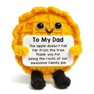 Imagem de TKGIFTHOT Funny Gift for Dad from Daughter, Son, Sentimental Crochet Apple Pie with Family Roots Card, Unique Birthday, Fathers Day Present for Him