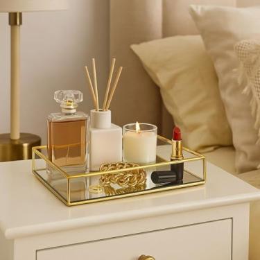 Imagem de Bandeja Dourada Espelhada Organizadora - Para Compor Ambientes e Espaços Que Encantam