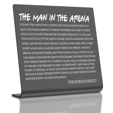 Imagem de TRCENDE Placa de Decoração Inspiradora para Homens O Homem Na Arena para Decoração de Cubículo Ou Decoração de Mesa, Presentes de Escritório Motivacionais Positivos para Colegas de (, Preto)