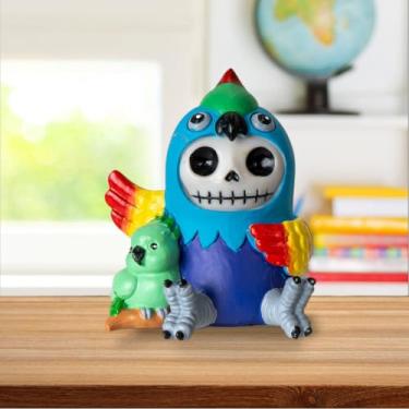 Imagem de Pacific Giftware Estatueta colecionável Polly Furrybones de esqueleto em fantasia de papagaio colorido com lindo papagaio amigo decoração de casa e presente exclusivo de 8 cm de altura