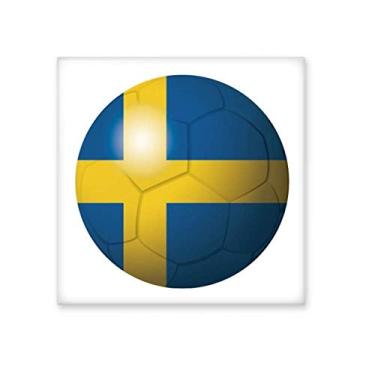 Imagem de Azulejo de cerâmica brilhante com a bandeira nacional da Suécia