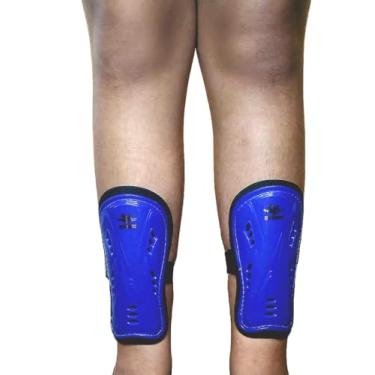 Imagem de caneleira Infantil Fraldinha para Futebol Triatleta Esportes Azul.