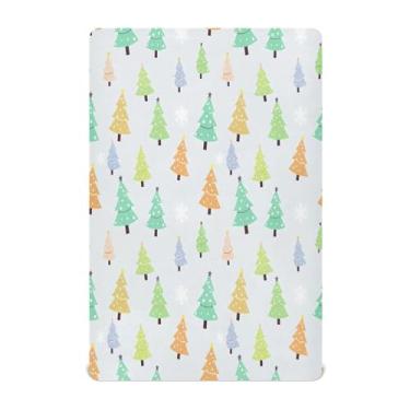 Imagem de Qilmy Lençóis de berço com árvores decoradas de Natal, macio e respirável, de microfibra elástica, lençol com elástico para meninos e meninas, 132 x 71 cm, capa de colchão infantil portátil para