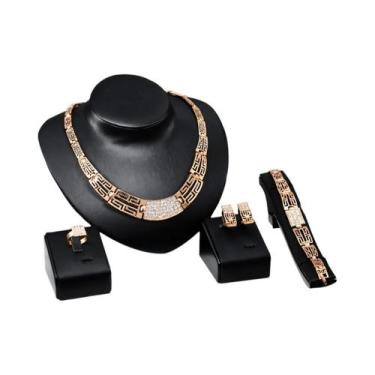Imagem de Conjunto De Joias Femininas De Moda: Brincos, Colar, Pulseira E Anel D