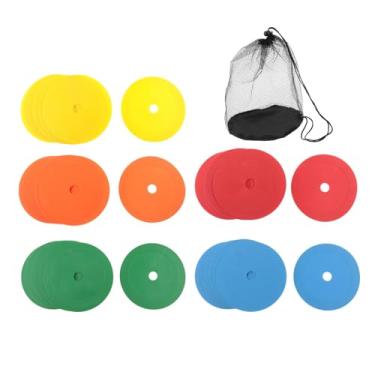 Imagem de YIJU 50 peças de marcadores de pontos cones planos furos redondos no chão antiderrapantes cones de treinamento de futebol de 6 polegadas marcadores de