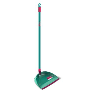 Imagem de Pá de Lixo Articulada Noviça para Limpeza em Plástico com Cabo Alongado e Pente de Vassoura para Lavanderia Bettanin