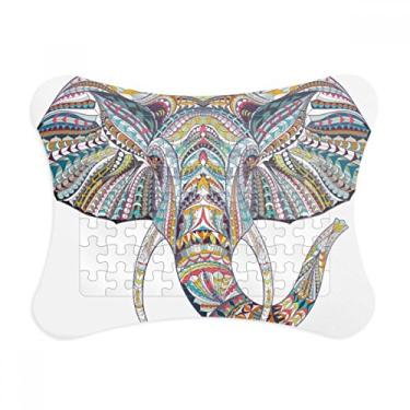 Imagem de Moldura de quebra-cabeça com design de elefante colorido estilo mosaico, enfeite de quebra-cabeça