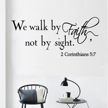 Imagem de YOYOJOY We Walk by Faith, not by Sight. 2 Corinthians 5:7 Decalque de parede de vinil citações cristãs versículo bíblico citação bíblia escritura religiosa adesivo de parede adesivos de parede letras