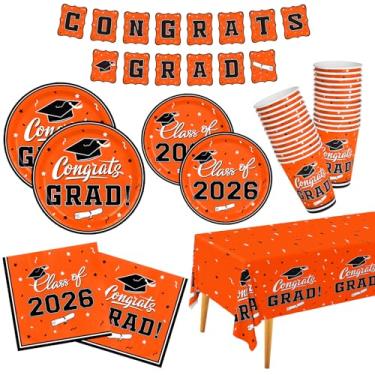 Imagem de Artigos de festa de formatura Gatherfun 2022, conjunto de louça de festa de formatura, pratos de papel descartáveis laranja, guardanapos, copos, toalha de mesa, banner para decoração de festa de formatura, serve 25