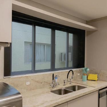 Imagem de Persiana Rolo Screen 3% Preto - 1,70m x 1,20m