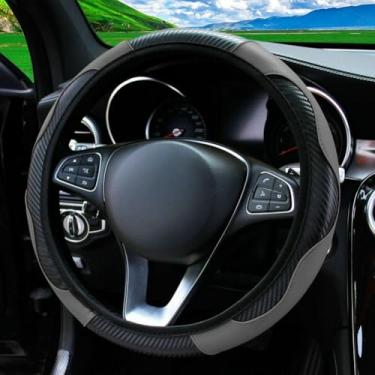 Imagem de Knonip Capa de volante de couro de fibra de carbono, estilo esportivo, confortável, resistente ao desgaste, ajuste universal para roda de 35 a 38 cm, acessórios interiores de carro para todas as