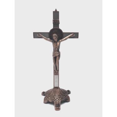 Imagem de Crucifixo de Mesa São Bento Metal Bronze 27 Cm