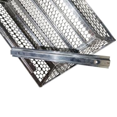 Imagem de Lixeira Retangular Parede Grade Portão Aço Inox 60x40x20cm