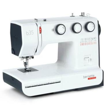Imagem de Maquina De Costura Portatil Bernette B35 - 23 Pts - Bernina - Bernina
