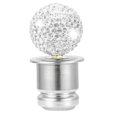 Imagem de Plugue de isqueiro de carro Bling Diamond, strass de cristal à prova de poeira acessórios de soquete de isqueiro interior automotivo, universal para a maioria dos carros (branco)