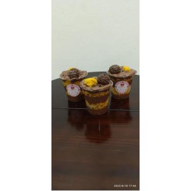 Imagem de bolo no pote de cenoura - imperio dos doce