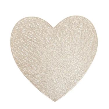 Imagem de Lugar Americano Coração Dourado 38CM para Proteger a Mesa em PVC Vazado Design Sofisticado para Recepções Lyor