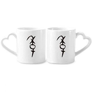 Imagem de Conjunto de canecas de porcelana com inscrição de osso de sobrenome chinês Ji Couple com coração de cerâmica