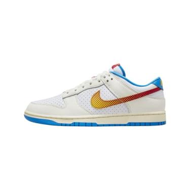 Imagem de Nike Tênis Dunk Low Retro SE (HQ3613-133, Sail/Tour Yellow/Photo Blue/University Red), Vela/Amarelo Tour/Foto Azul/Vermelho Universitário, 44