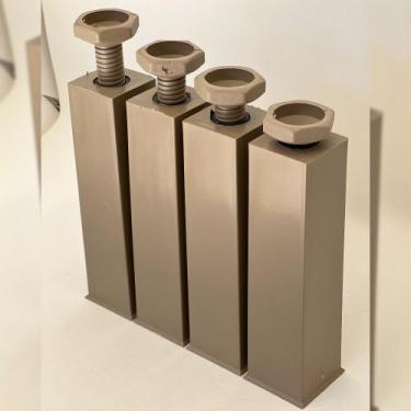 Imagem de Kit 48 Pés Plásticos Quadrado 17 cm Nogal Para Armário M02 Balcão Móve