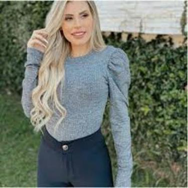 Imagem de Blusa feminina manga longa princesa bufante gola alta malha canelada c