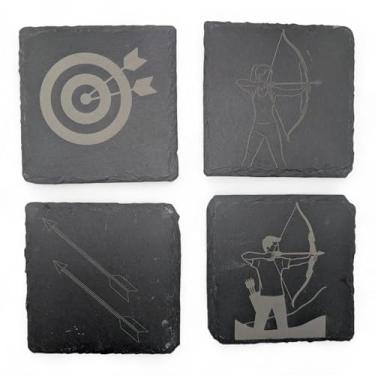 Imagem de Porta-copos artesanais com tema de tiro com arco e ardósia, porta-copos quadrados de pedra natural com alvo gravado a laser e designs de arqueiro, conjunto de 4 peças