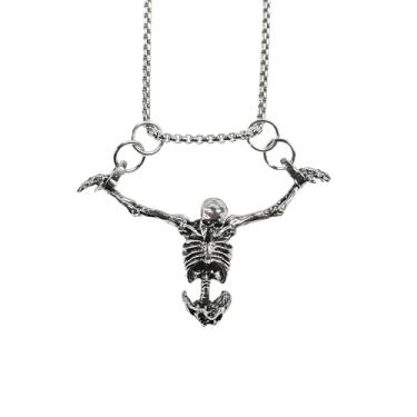 Imagem de NYTKL Colar punk de caveira de esqueleto, enfeite para pendurar no carro, pingente de esqueleto gótico legal com corrente de metal, decoração de interiores para carro, casa, escritório