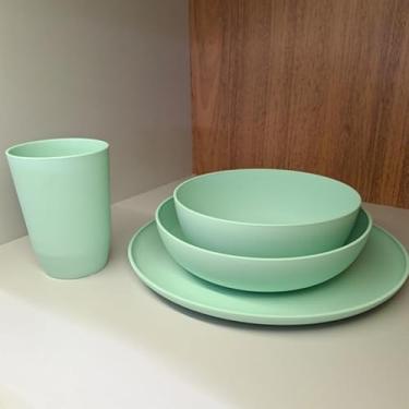 Imagem de Kit 4 Peças de Utensílios de Mesa – Prato Raso, Fundo, Bowl e Copo, Ideal para Dia a Dia e Refeições Domésticas (VERDE HORTELÃ)