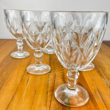 Imagem de Jogo 6 Taças Modelo Diamante Transparente em Vidro - 300ML - Best Kaza