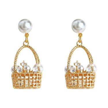 Imagem de Brincos femininos delicados com pingente de cesta 3D de zircônia cúbica de cristal brilhante, banhado a ouro, chique, cristal brilhante, pérola sintética, leve, pingente de declaração, presente de