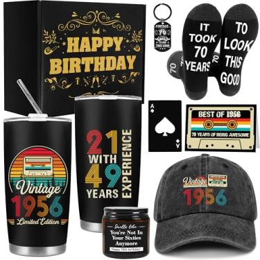 Imagem de MOIZYNG Presentes de aniversário de 70 anos para homens, caixa de presente de aniversário vintage de 1956 com copo de 590 ml, vela, meias, boné de beisebol, abridor de garrafa e chaveiro para avô, pai