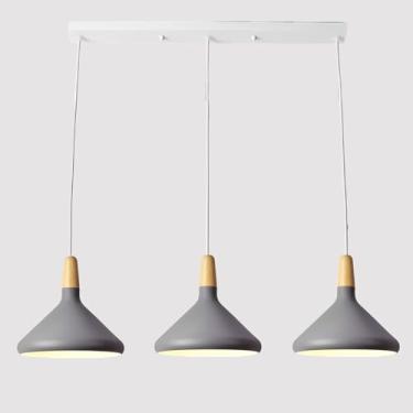 Imagem de Lustre nórdico linear moderno e colorido, luminária pendente para sala de jantar com 3 lâmpadas E27 e cúpula de metal, ideal para quarto, cozinha e ilha. Altura ajustável.