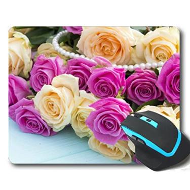 Imagem de YENDOSTEEN Mouse pad para jogos de pano antidesgaste, muitas rosas amarelas e rosa retangulares personalizados para mouse pads para jogos