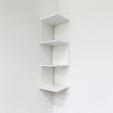 Imagem de Prateleira de Canto Reta em MDF, Branco, 80cm Altura x 20cm Profundidade, 4 Andares, Suporta até 10kg, com Kit de Instalação