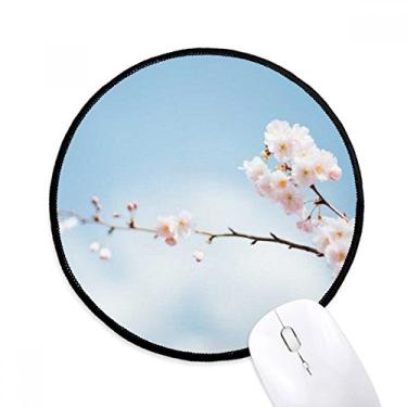 Imagem de Tapete de mouse com nuvem de céu azul e flor de ameixa tapete redondo para computador