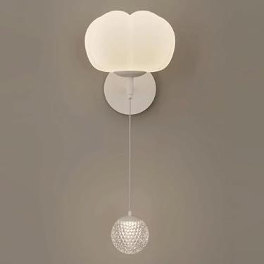 Imagem de Luminárias de parede modernas de acrílico de 5,9 pol. estilo creme, criatividade, arandelas de parede de bola de cristal, personalidade, base G9, luz de cabeceira de hotel para sala de janta
