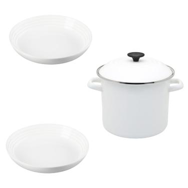 Imagem de KIT LE CREUSET STOCKPOT EM AÇO INOX ESMALTADO 22CM 7,6L E 2 PRATOS FUNDOS 22CM EM CERÂMICA - Branco