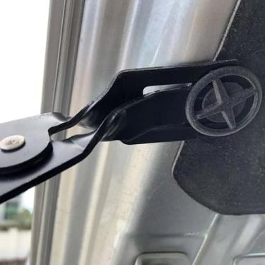 Imagem de Alicate de remoção de clipe de acabamento de estofamento de 23 cm, alicate de clipe de painel, removedor de fixadores com alças vermelhas para equipamentos de painel de porta de carro