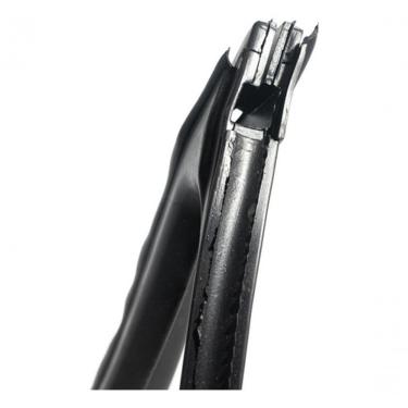 Imagem de Borracha do quebra-vento Direita Modelo F103 para Volkswagen Santana GI e Quantum GI Até 1990 Preto Vedação Original
