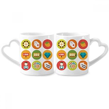 Imagem de Conjunto de canecas de porcelana cassino com ilustração de elementos de desenho animado coração de cerâmica