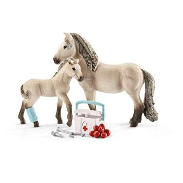 Imagem de Kit de primeiros socorros Schleich Hannah, conjunto de cavalos, brinquedo islandês para cavalos, 7 peças, maiores de 5 anos