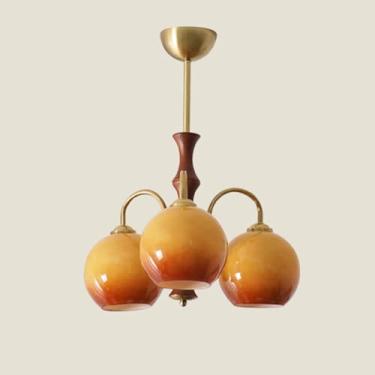 Imagem de Lustre de teto moderno de 6 luzes de meados do século, luminária pendente de vidro leitoso laranja vintage, lustre rústico de madeira de fazenda para hall de entrada, mesa de jantar, ilha de