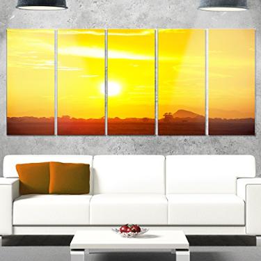Imagem de Designart MT12526-401 Céu amarelo brilhante no Sri Lanka Sunset - Arte de parede em tela de paisagem africana, amarelo, 152 x 71 cm