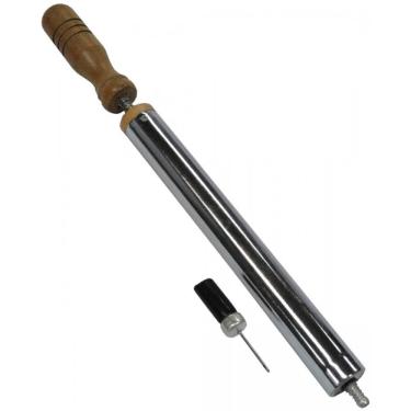 Imagem de Bomba de Ar de Aluminio com Bico e Cabo de Madeira para Encher Bolas de Futebol Volei e Basquete Manualmente