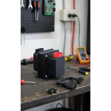 Imagem de Autotransformador 2000VA Bivolt Conversor 110V/220V 1100W - Congratula