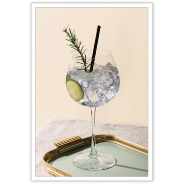 Imagem de Pôster de coquetel engraçado moderno tema de verão bebidas frias arte de parede em tela gin tonic um aperitivo com pepino e alecrim impressões pintura para casa quarto dormitório decoração de parede