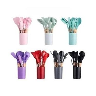 Imagem de Utensilios para Cozinha Conjunto 12 Peças - Espatula de Silicone e Colher de Silicone para Cozinha, Cabo de Madeira, Adaptável a Panelas Antiaderentes, Ideal para Uso Doméstico